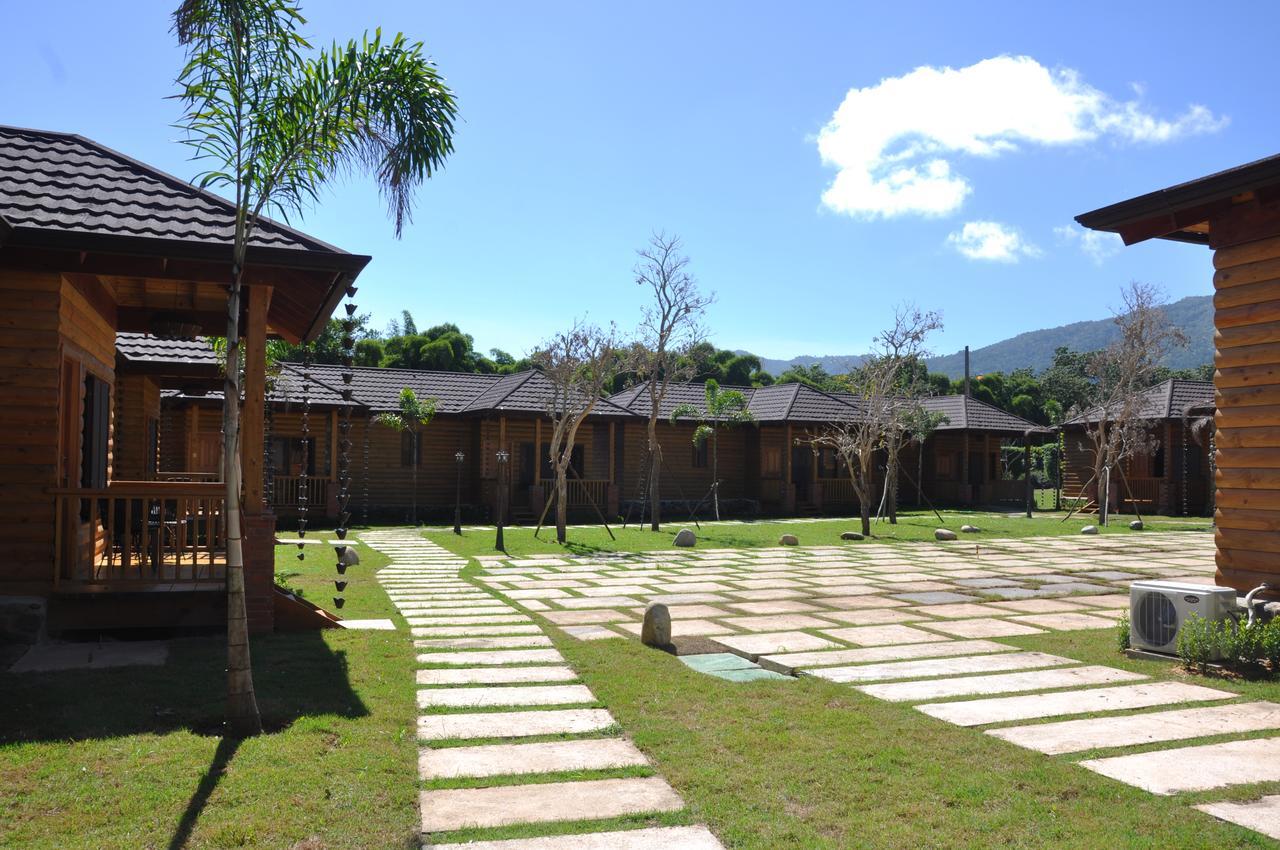 Carmen Hotel & Villas Jarabacoa Zewnętrze zdjęcie